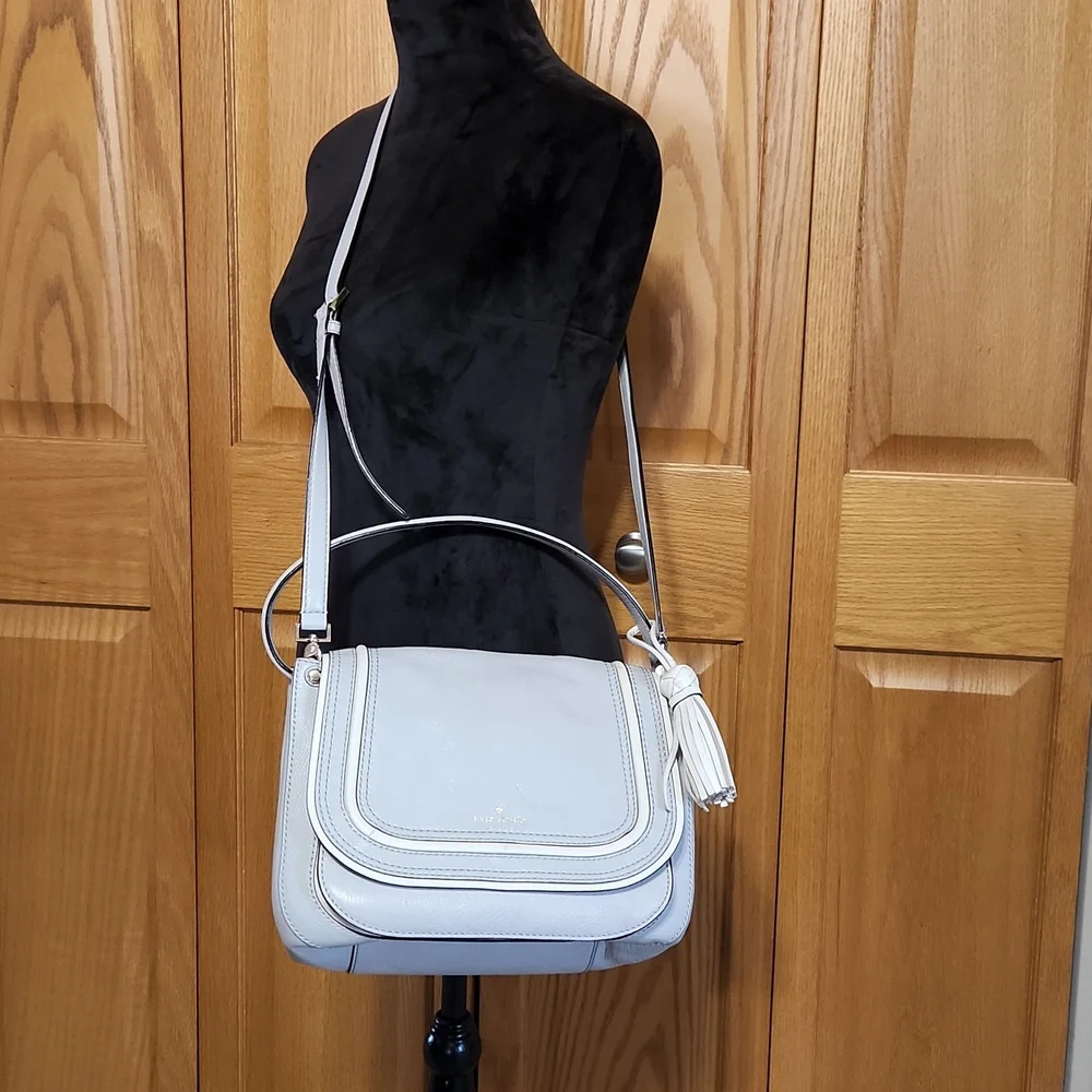 Kate Spade Gray & White Handbag - Picture 3 of 9